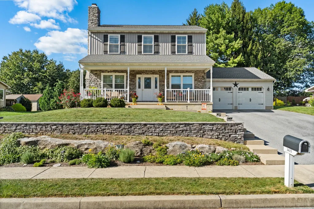 1415 Todd Court in Annville, Pennsylvania